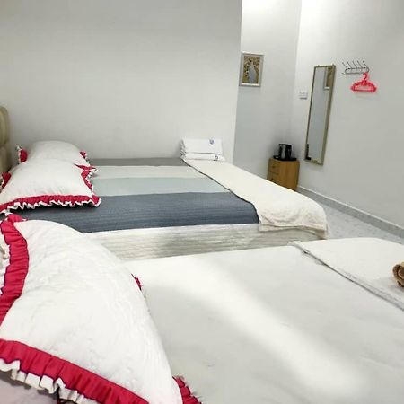 Roomstay Tokbah Demuara Kuala Besut Buitenkant foto