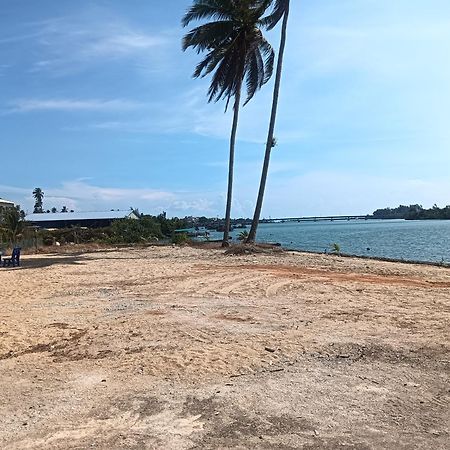 Roomstay Tokbah Demuara Kuala Besut Buitenkant foto